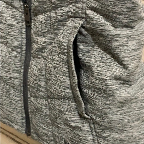 Northface women’s vest - Picture 9 of 13